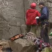 Скалолазание и альпинизм на скалодроме «Гора», видео 1